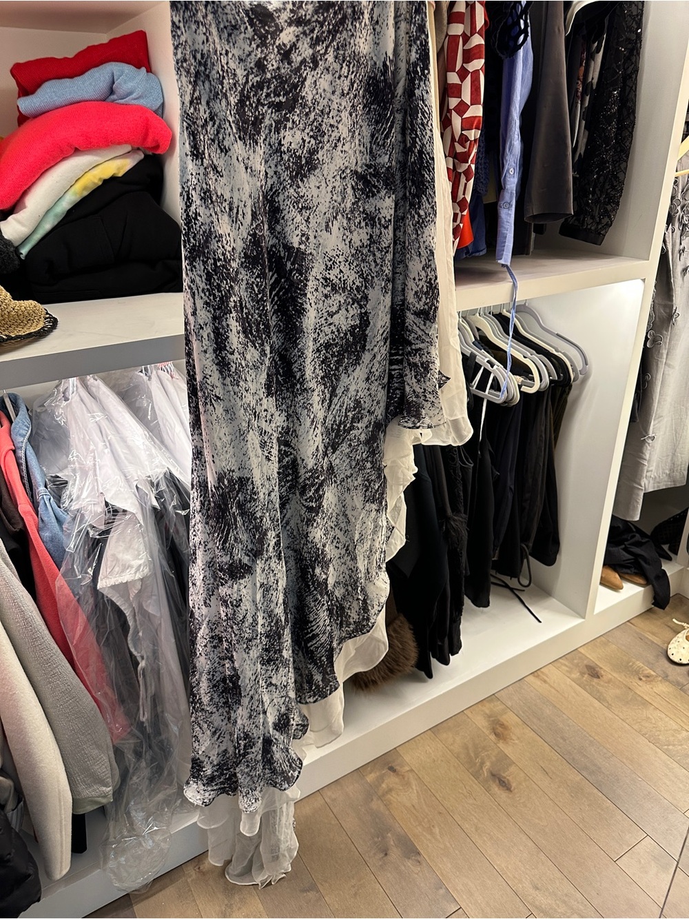 Halston Heritage Black and White Speckled one shoulder goddess Dress - Picture 2 of 8